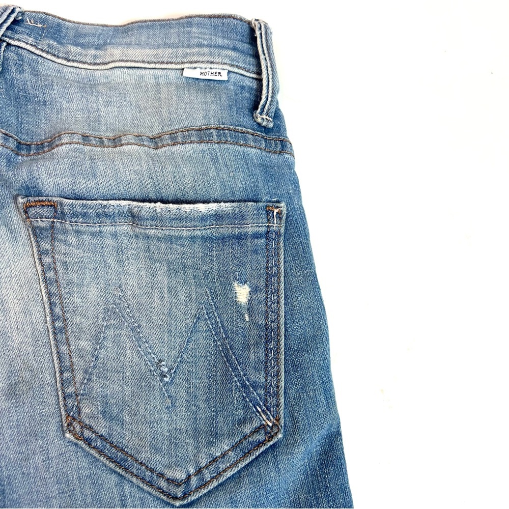 Mother Denim Insider Crop Step Fray Jeans
Shake Well Size 24 - Picture 8 of 16